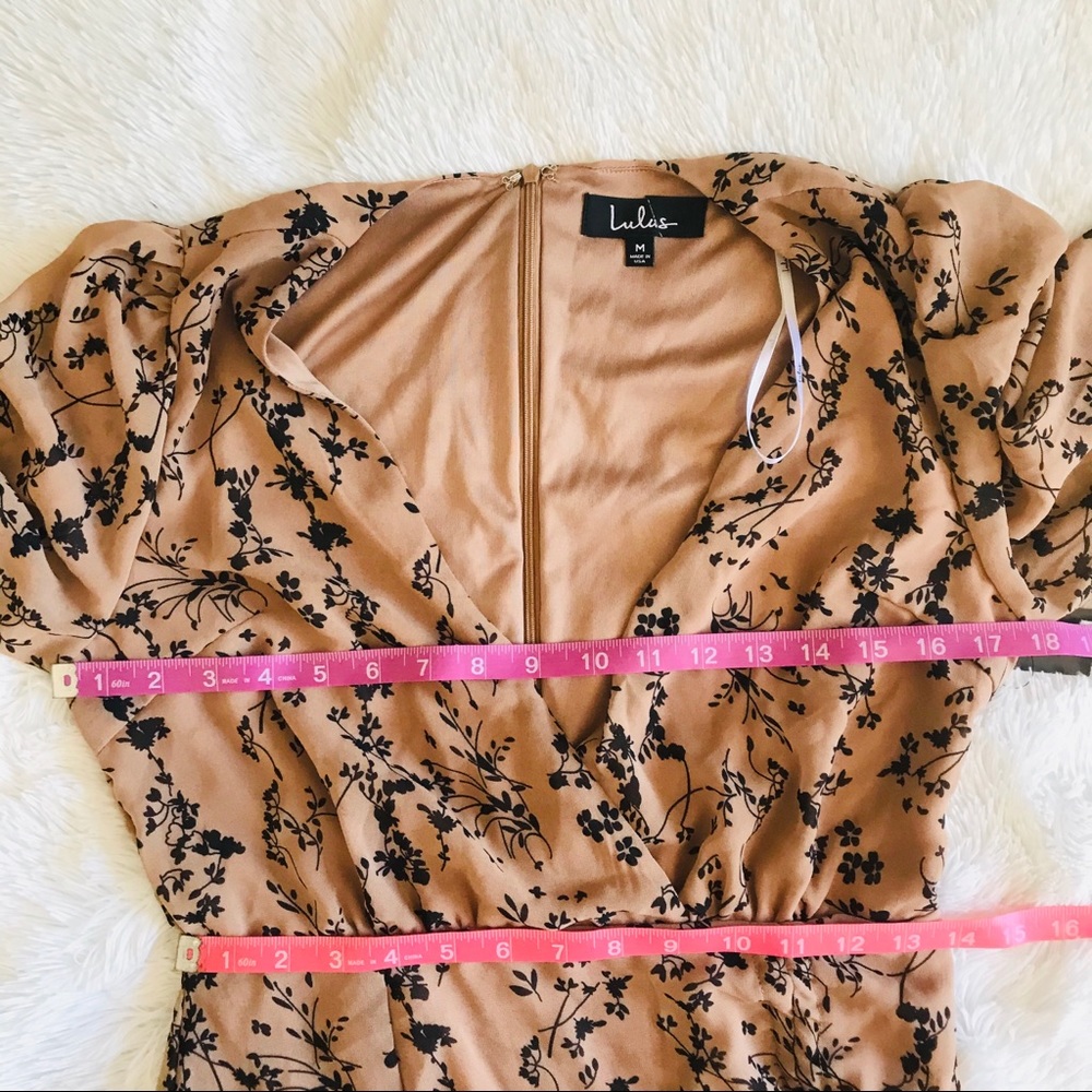❌sold❌Lulus One True Love Taupe Floral Ruched Min - Picture 9 of 12